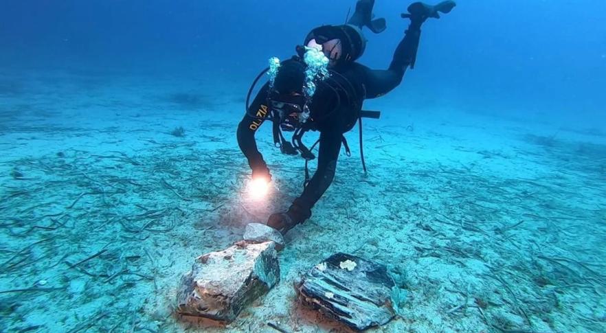 Artefatos encontrados no Mar Mediterrâneo 