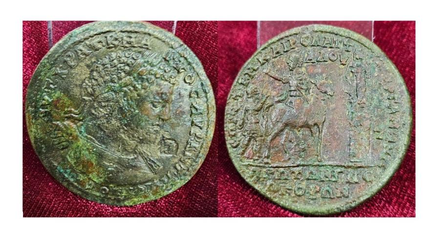 Medalhão que retrata o imperador romano Caracala