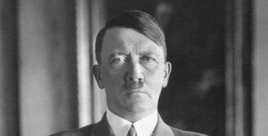 Nasce Adolf Hitler-0