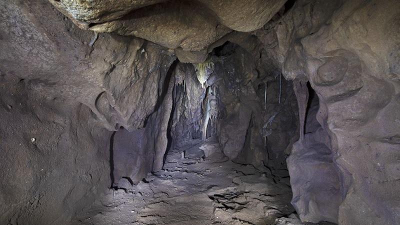 Câmara secreta de neandertais é encontrada em caverna em Gibraltar-0