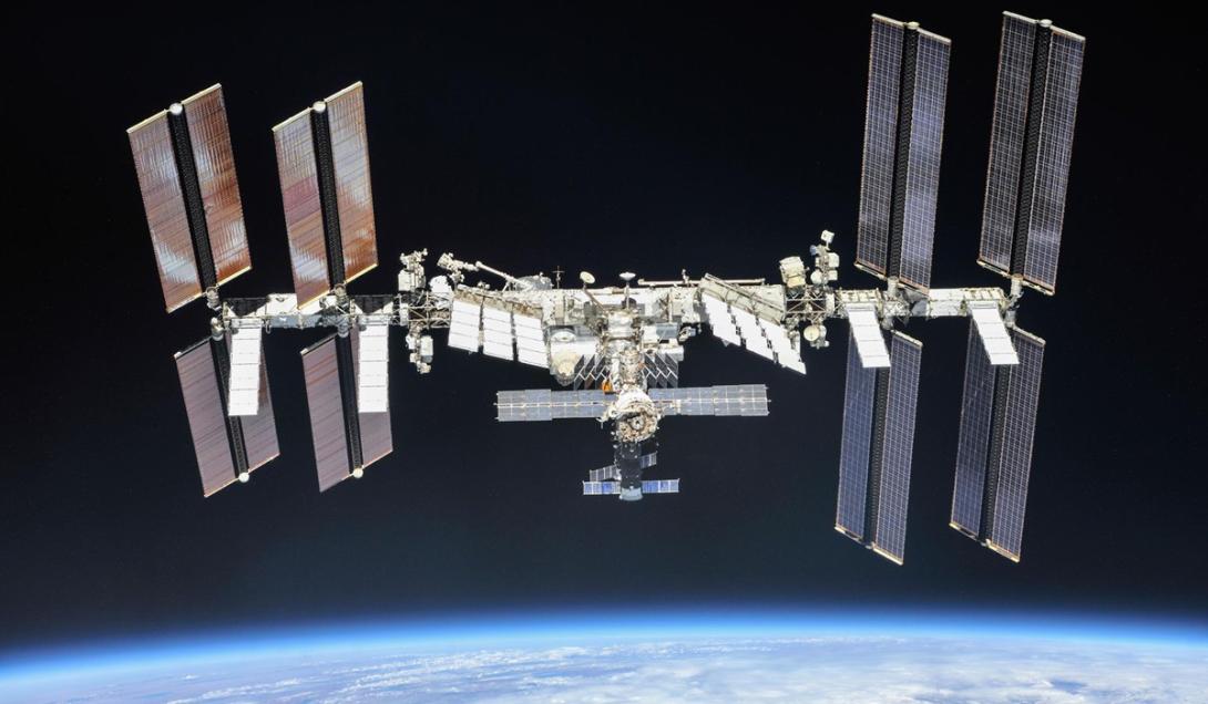 NASA confirma que lixo espacial da Estação Espacial atingiu casa nos EUA-0