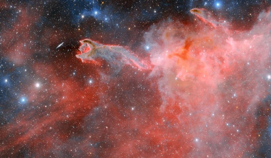 Astrônomos registram imagem da "Mão de Deus" alcançando estrelas-0